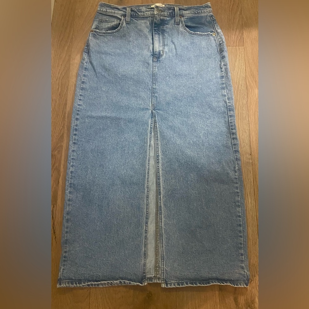 Universal Thread Light Blue Denim Skirt